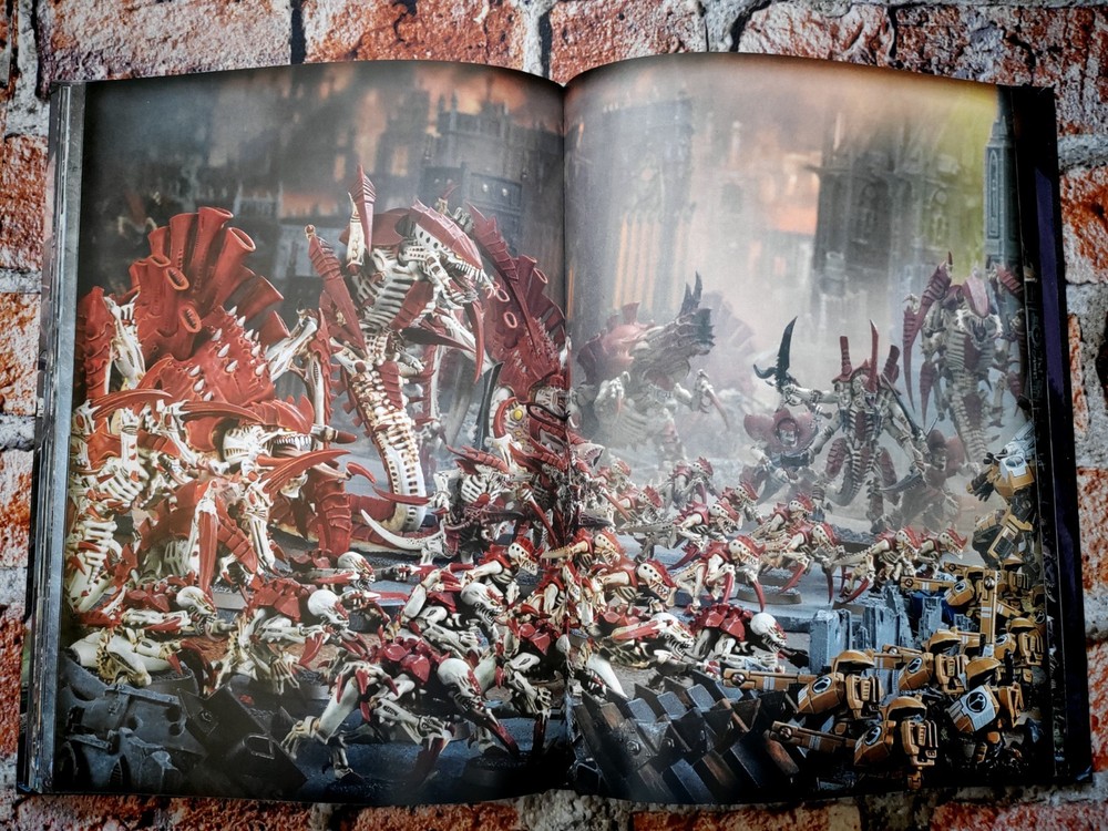 Warhammer 40k: Tyranids Codex [2012]