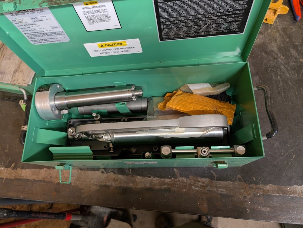 AMETEK dead weight pressure tester