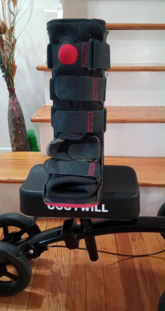knee walker