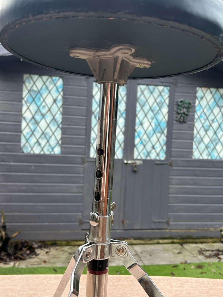 STAGG Drum Stool | Chrome | Adjustable height | Padded seat |