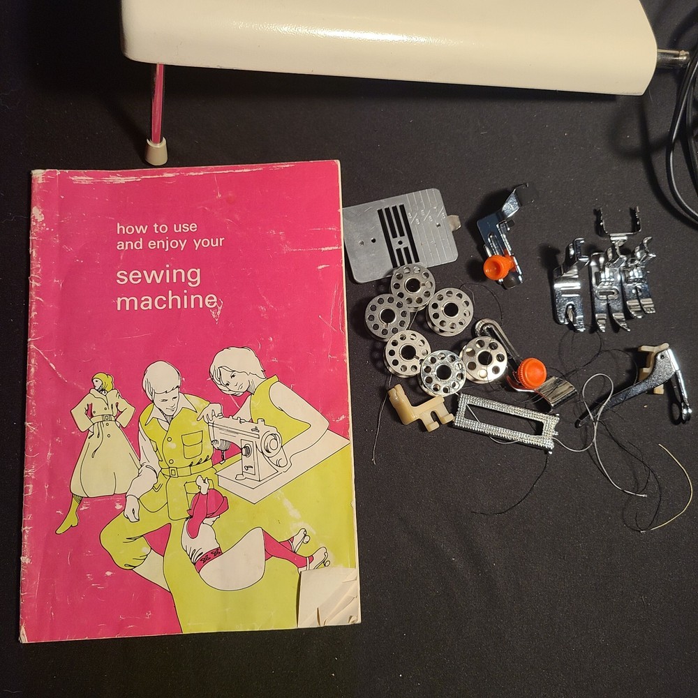 Brother Sewing Machine Model VX560 in Soft Side Carrying Case