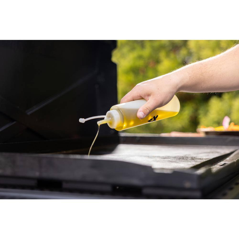 Griddle Essentials Kit (7-Piece Accessory Kit)