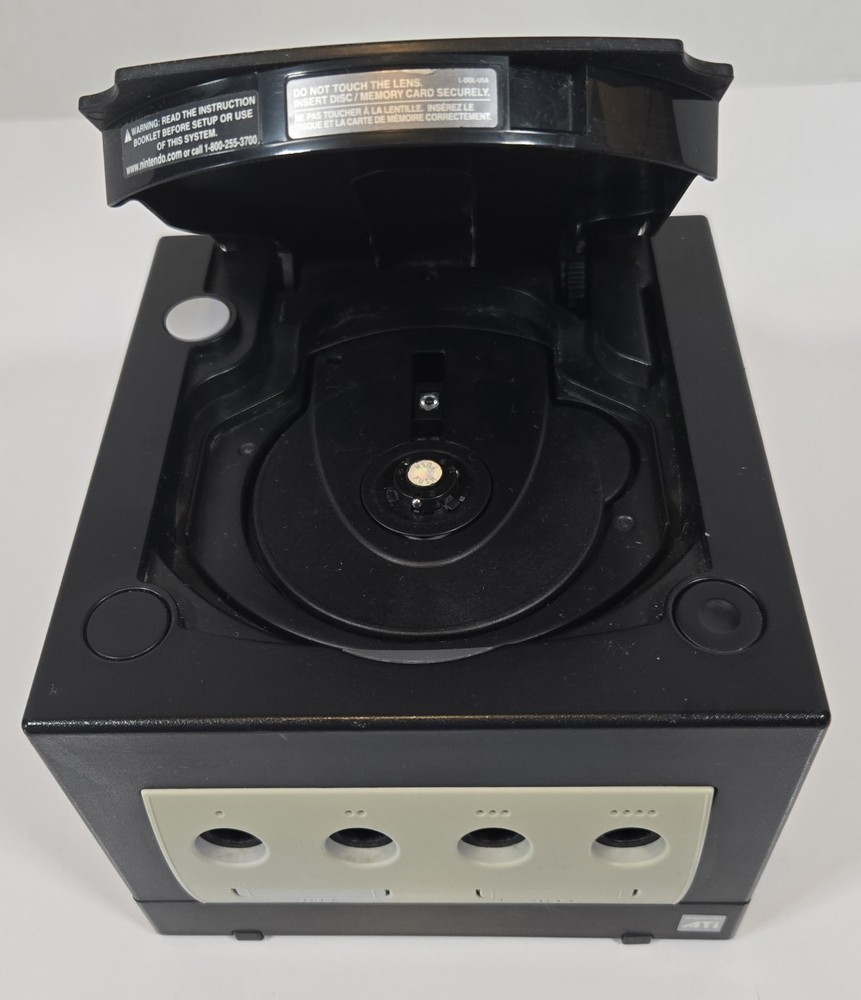 Nintendo GameCube Black Console Bundle Controller Memory Card 2 Games DOL-001