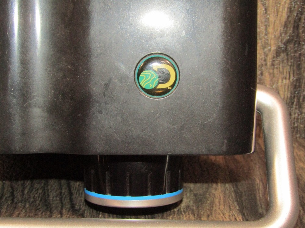 Discovery Merch Source Wonderwall Projector-DX Small Blackpro Model # 1637401