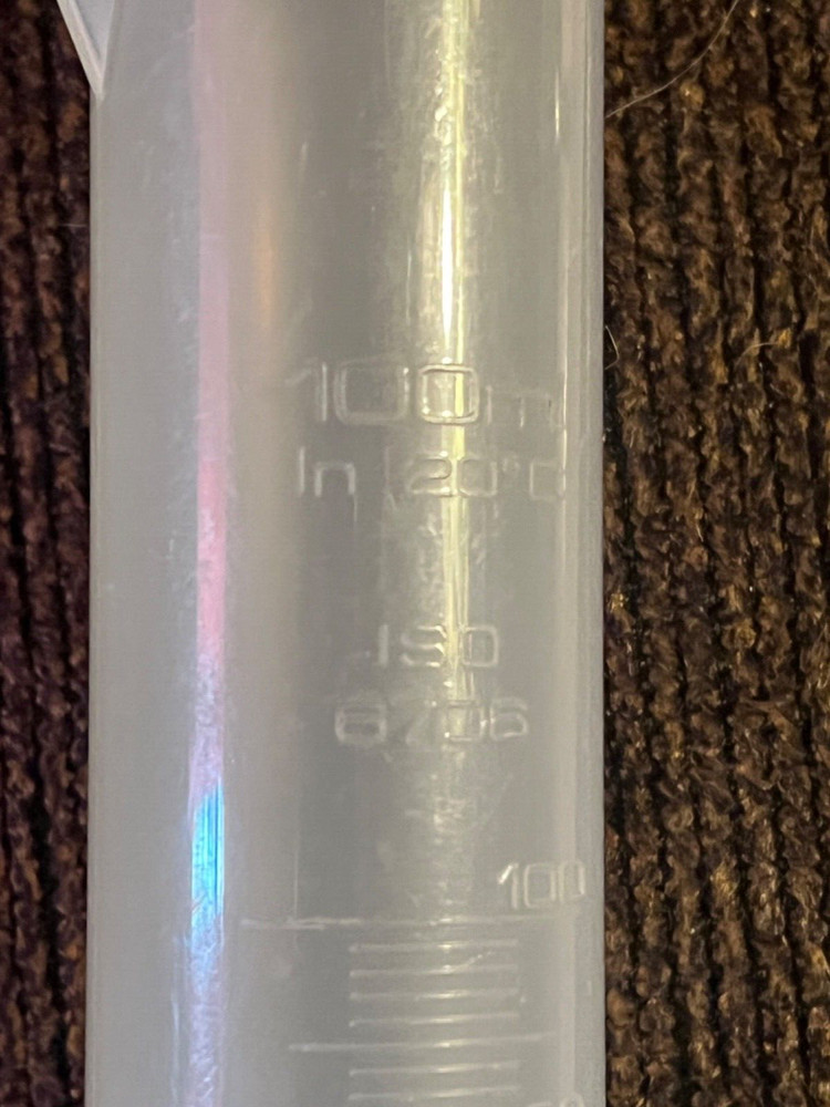 100ML Graduated Cylinder Hex Base Polypropylene