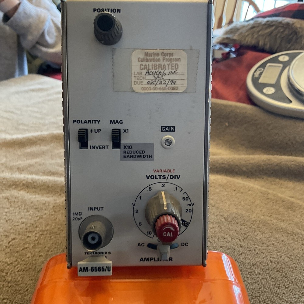 Tektronix AM-6565/U Amplifier Scope Plug In Unit Module