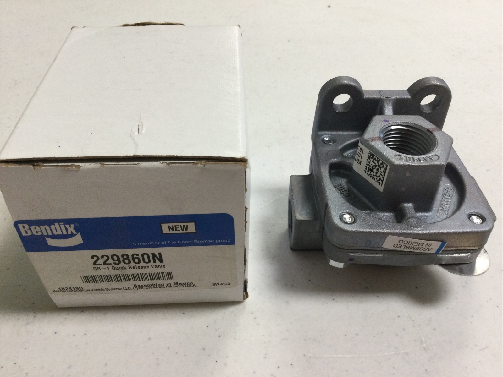 NEW, BENDIX 229860N K037947 QUICK RELEASE VALVE, FREE SHIPPING