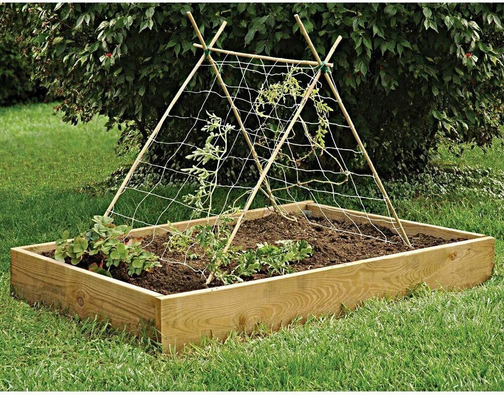 TRELLIS NETTING 6'x100' Plastic Plant Support Garden