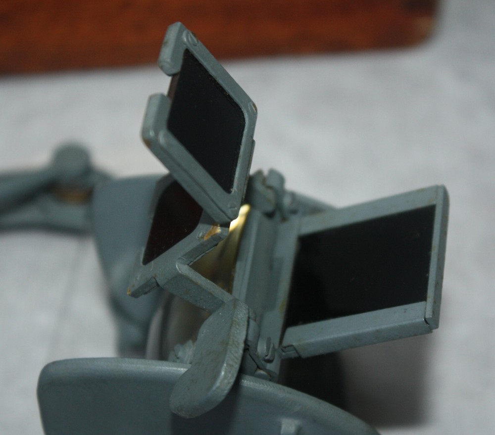 Azimuth Circle No. 4 Ref No. 6B/890 Navigation Compass