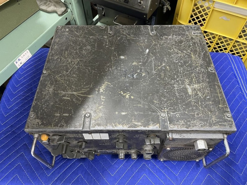 RECEIVER TRANSMITTER RADIO RT-524 RT-524A/VRC #29