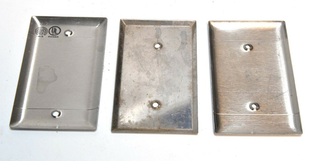 3 VINTAGE METAL SOLID COVER PLATE COVERS