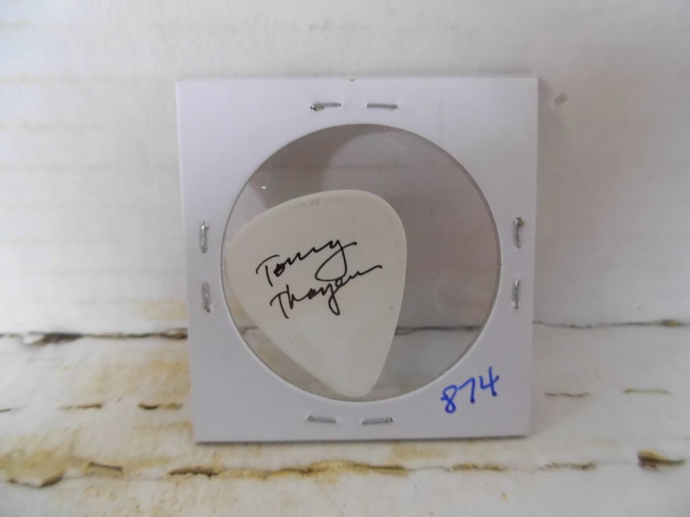 KISS "TOMMY THAYER" 2015 GUITAR PICK~READ DESCRIPTION #15~4