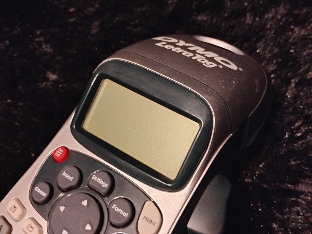 DYMO LetraTag LT-100H Handheld Label Maker - Tested. s5
