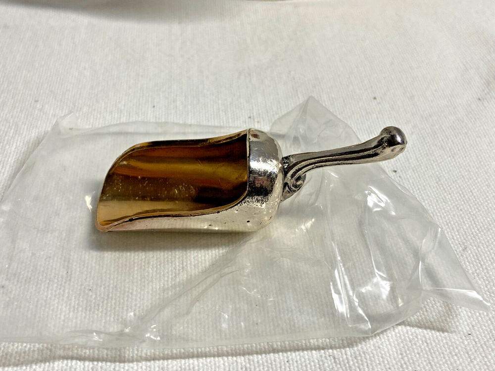 Vintage Silver Plate Ornate Floral Etching Pedestal Sugar Scoop Scuttle W/Scoop