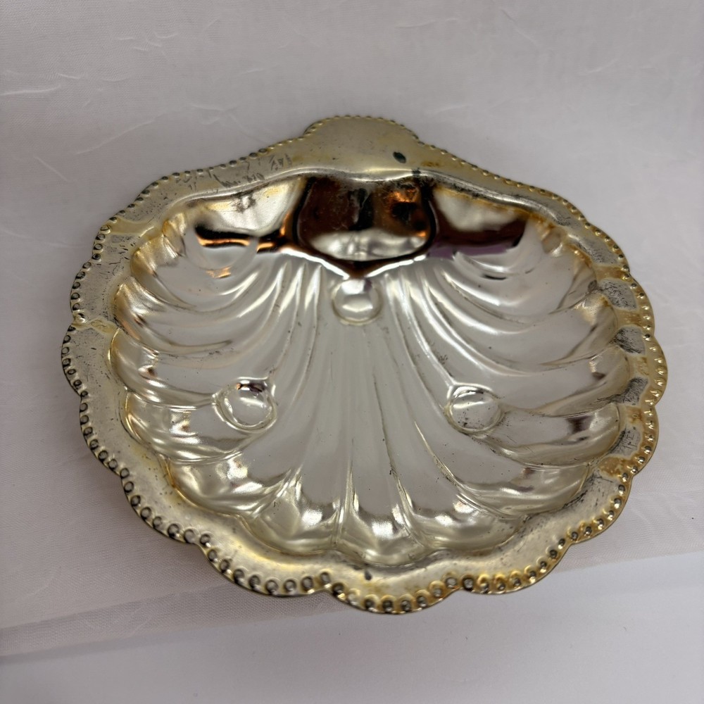 Vintage Silverplate Shell Butter Dish With Glass Insert