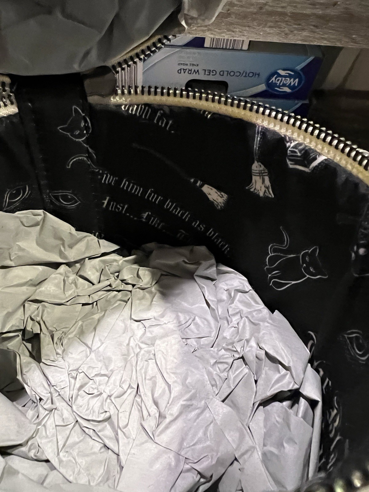 Hocus Pocus Black Flame Glow Candle Crossbody Bag