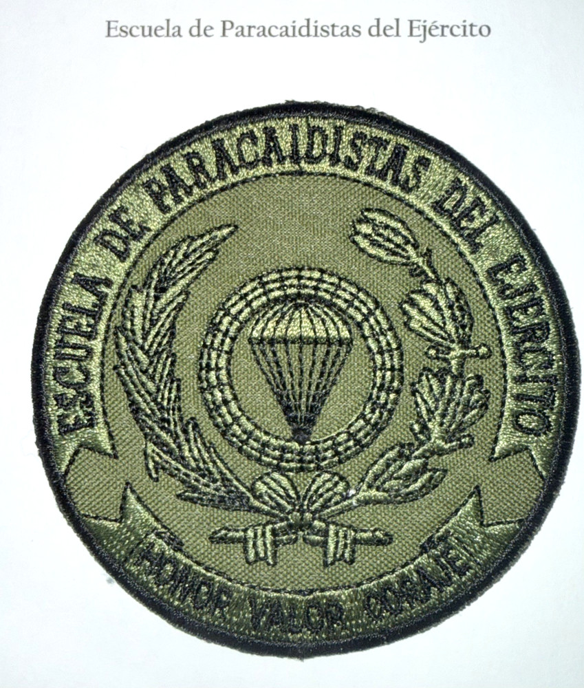 Peru: Peruvian Army Parachute School Shoulder Patch