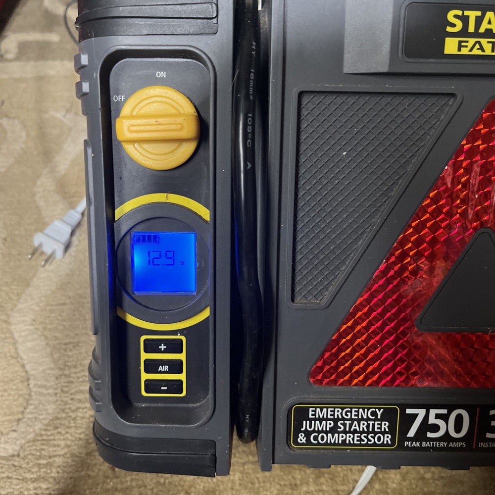 STANLEY FATMAX 750 AMP EMERGENCY JUMP START & AIR COMPRESSOR