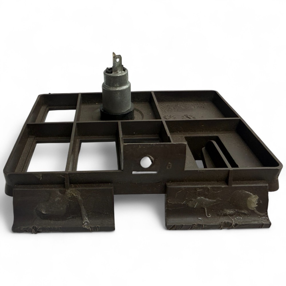 Volvo VNL Overhead Switch Panel. 20728125 10014044