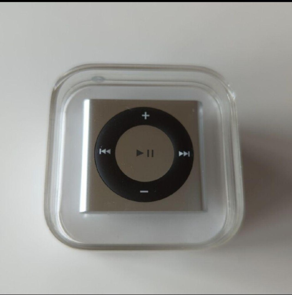 Apple iPod shuffle 2GB Silver