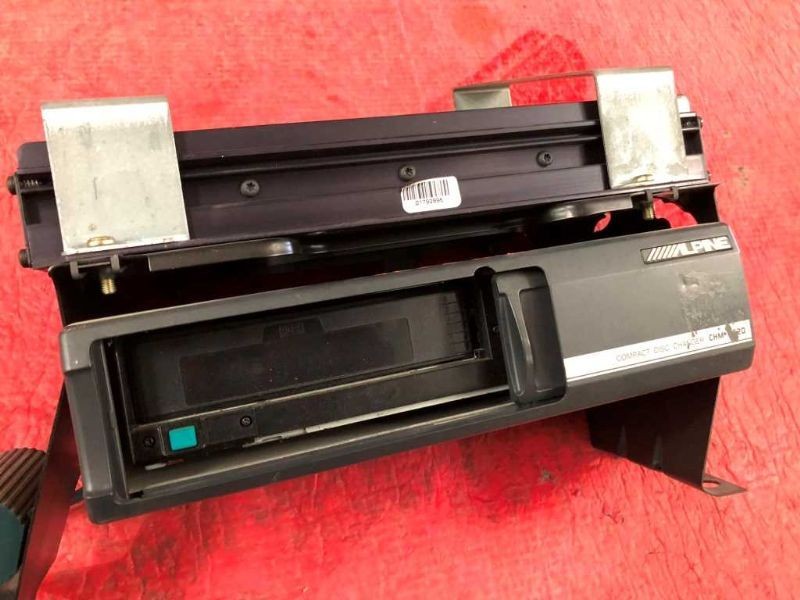 95-97 Jaguar XJR 4.0L Supercharged Radio Stereo 6 Disc Changer & Magazine & AMP