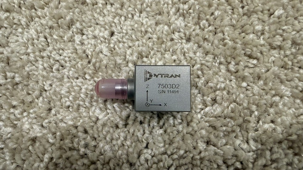 Dytran 7503D2 Triaxial Accelerometer 3-Axis Vibration Sensor w/ Case – Tested