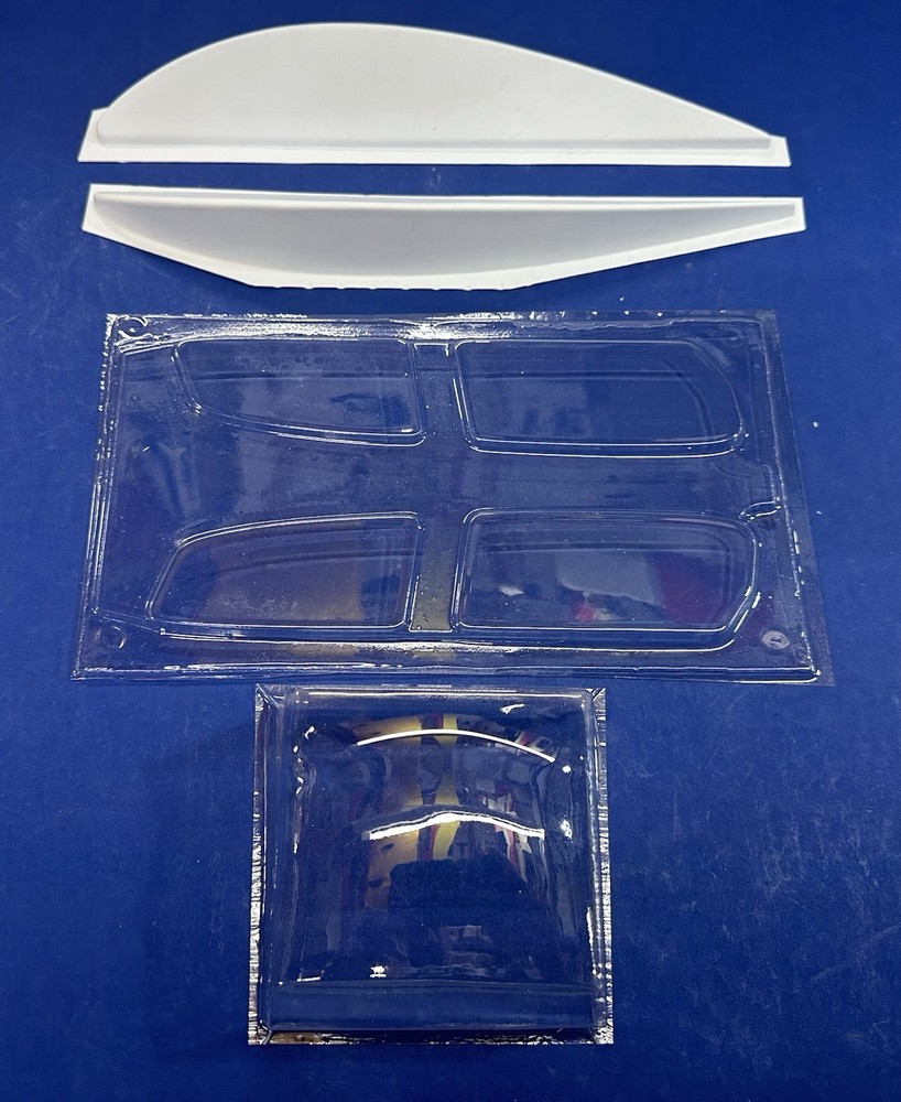 NEW CARL GOLDBERG EAGLE 2 WINDOWS AND WINGTIPS SET