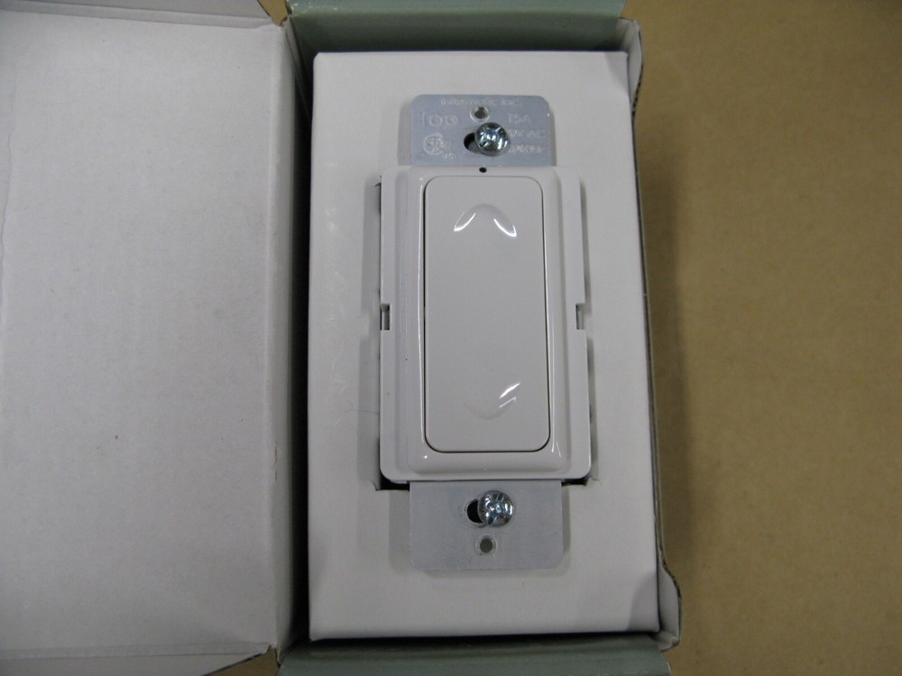 INTERMATIC InTouch CA3000 wall switch, wireless controls, 3 faceplte colors.