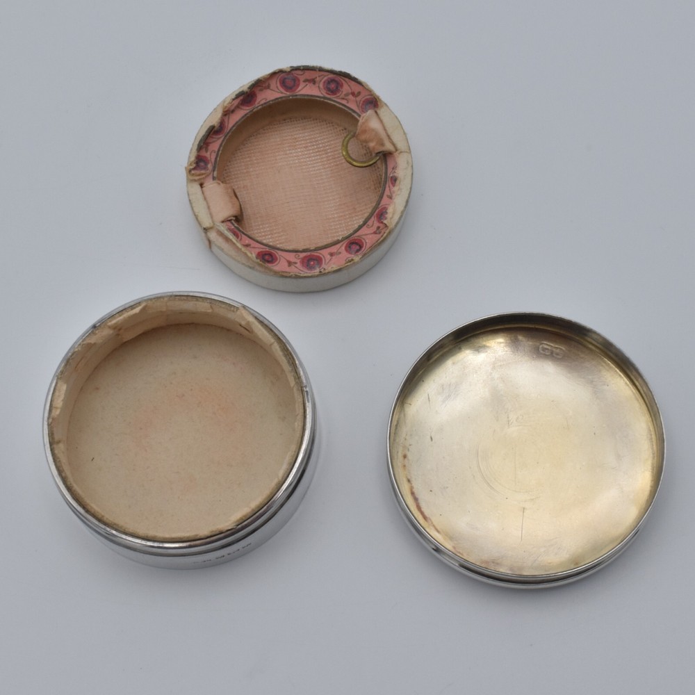 Antique Solid Silver Powder Pot Box Compact 1918