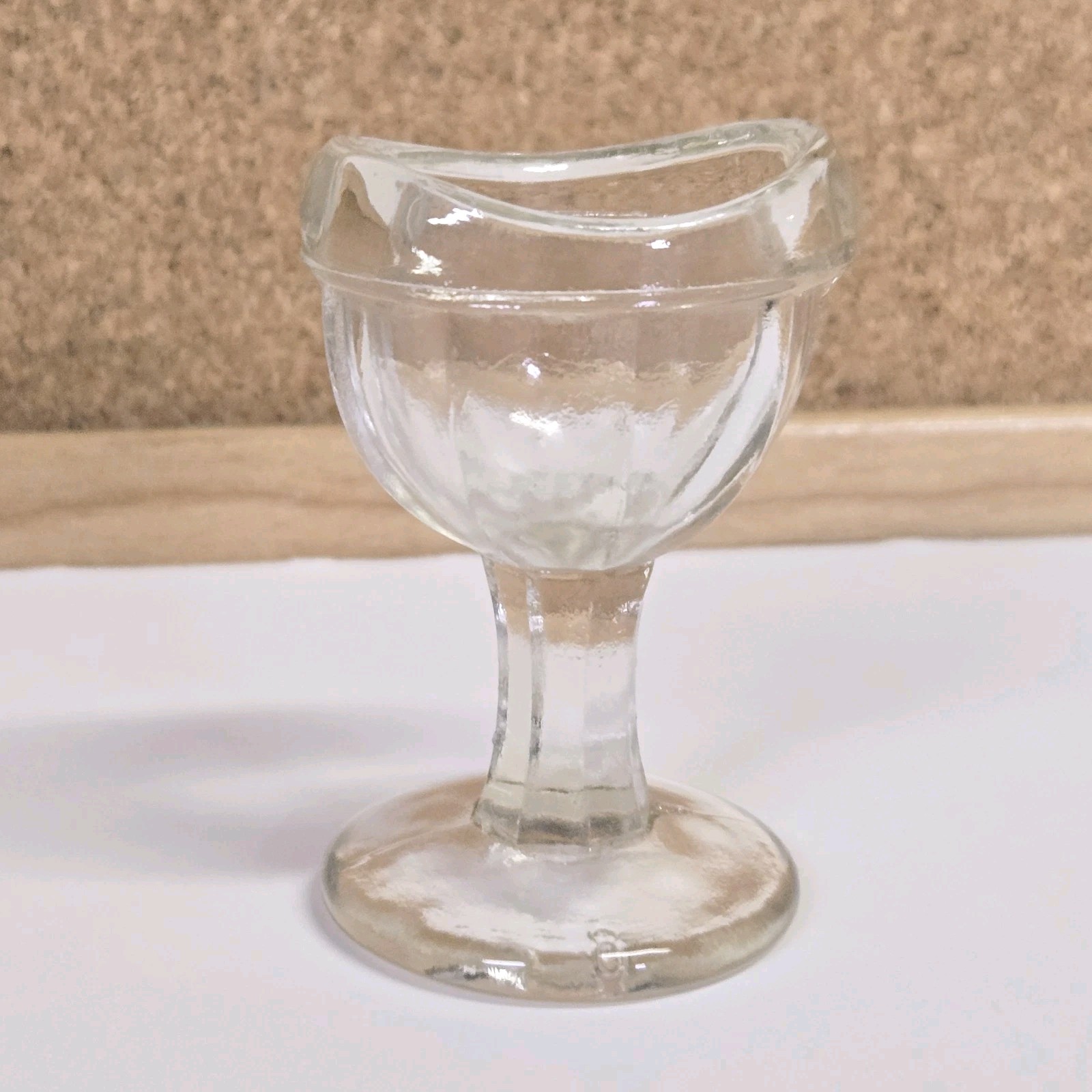 Vintage Gulfport 8 Paneled Clear Glass Eye Wash Cup Marked G