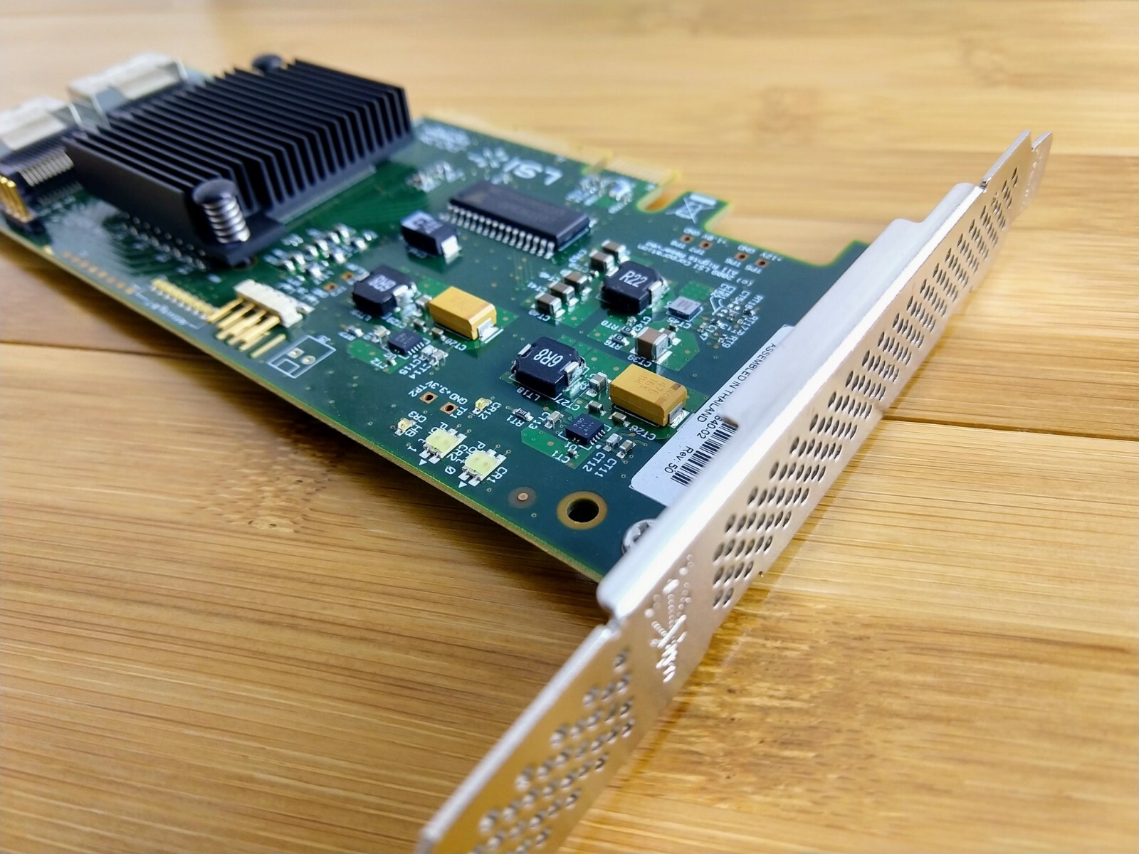 Genuine LSI 6Gbps SAS HBA LSI 9211-8i (=9201-8i) P20 IT Mode ZFS FreeNAS unRAID