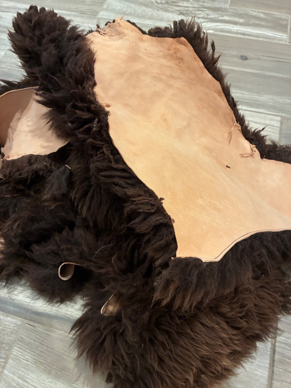 ½ LB Genuine Sheepskin Shearling Scrap Pieces Craft Fur Wool Leather DIY