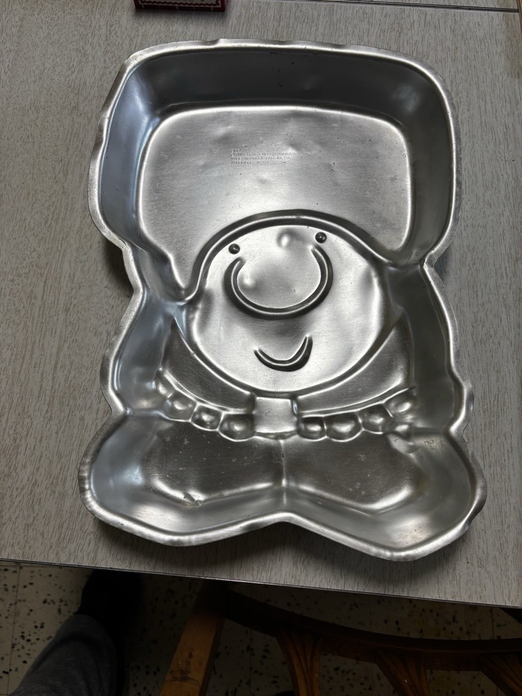 Ziggy cake pan by Wilton 1978