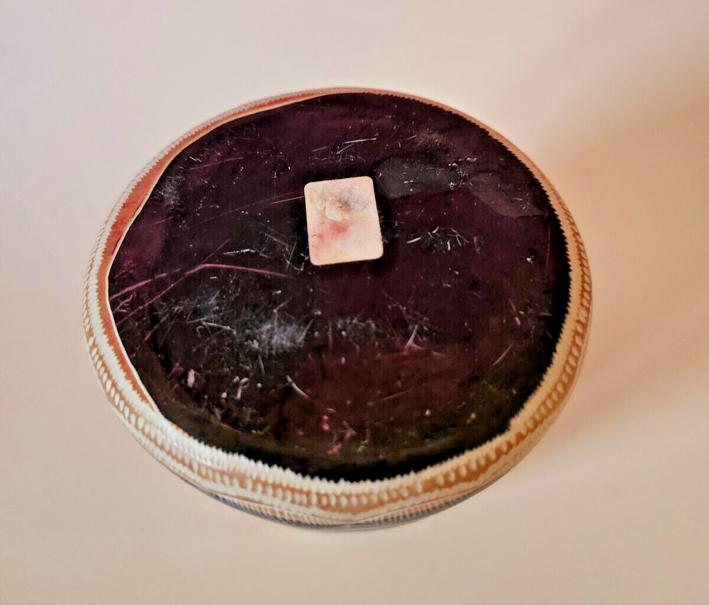 Brown Sgraffito Ceramic Lidded Box With Earrings