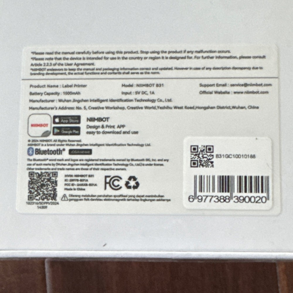 NIIMBOT B31 Bluetooth Smart Thermal Label Printer - Space Blue