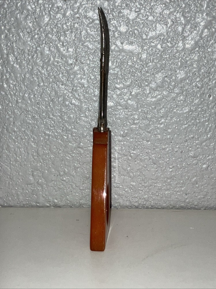 Art Deco Bakelite Embroidery / Cuticle Scissors