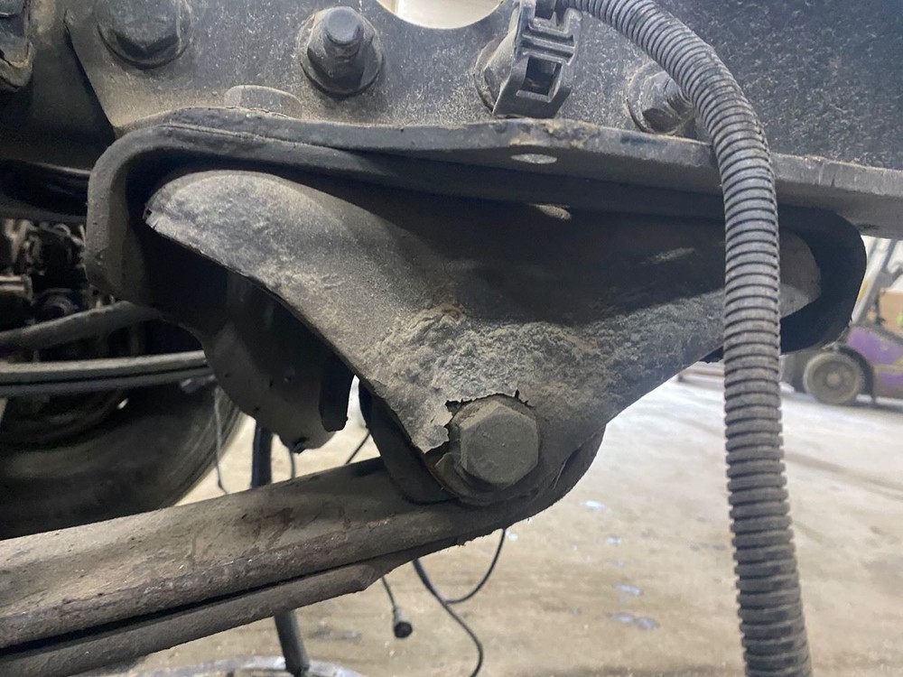 Front Leaf & Springs N/A Used P-12847