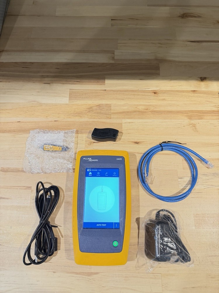 FLUKE NETWORKS LIQ-100 LINKIQ CABLE & NETWORK TESTER W ACCESSORIES