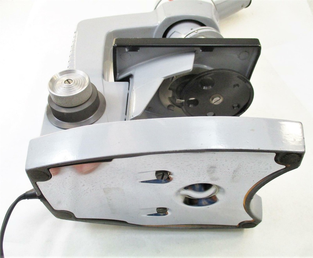 American Optical Microscope Spencer Sixty With 10X And 43X Objectives