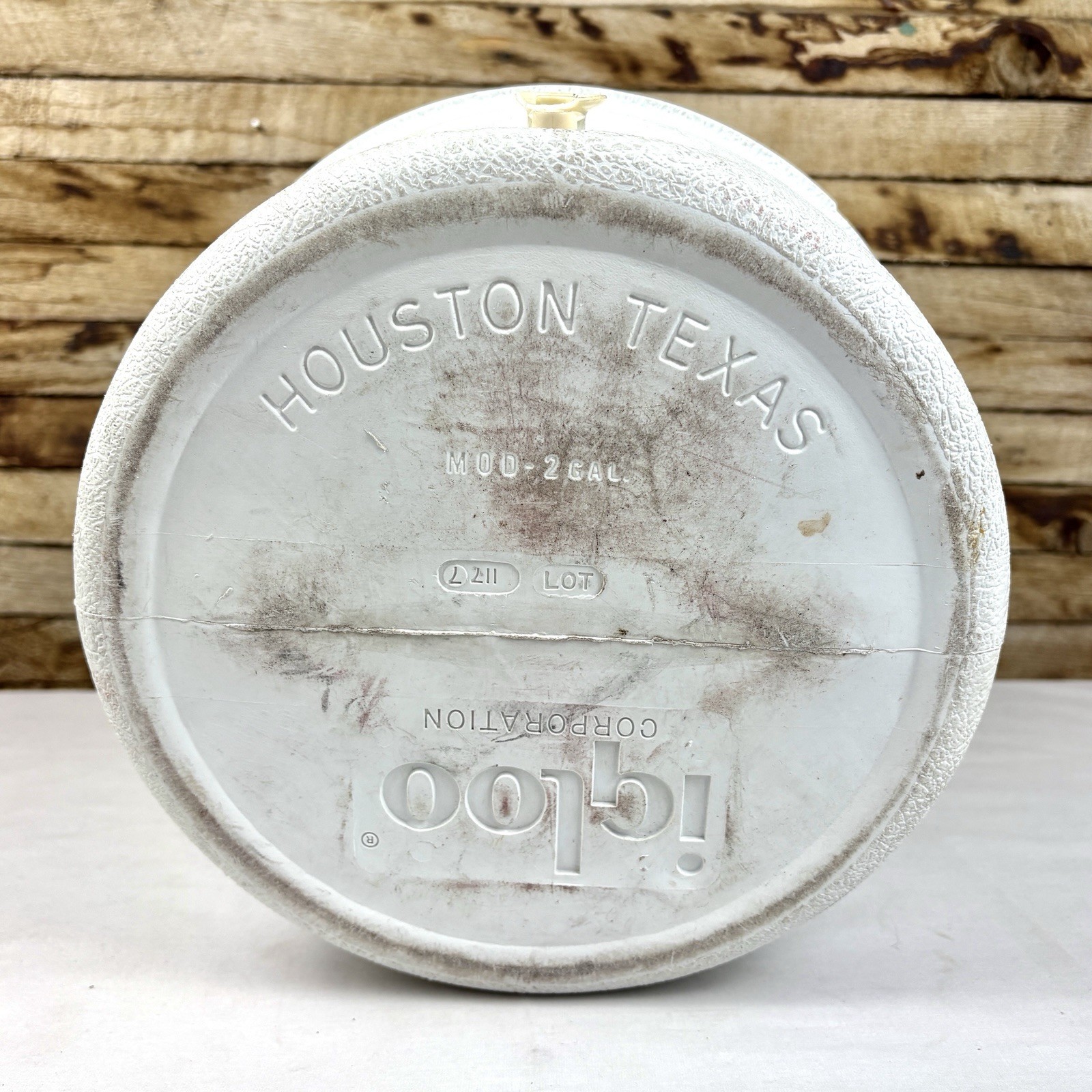 Vintage Igloo 2 Gallon Water Cooler Dispenser Houston TX Yellow White Handle Jug