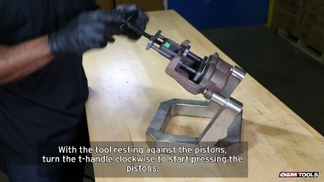 Dual Piston Brake Caliper Tool - Compressor & Spreader for Easy Brake Repairs
