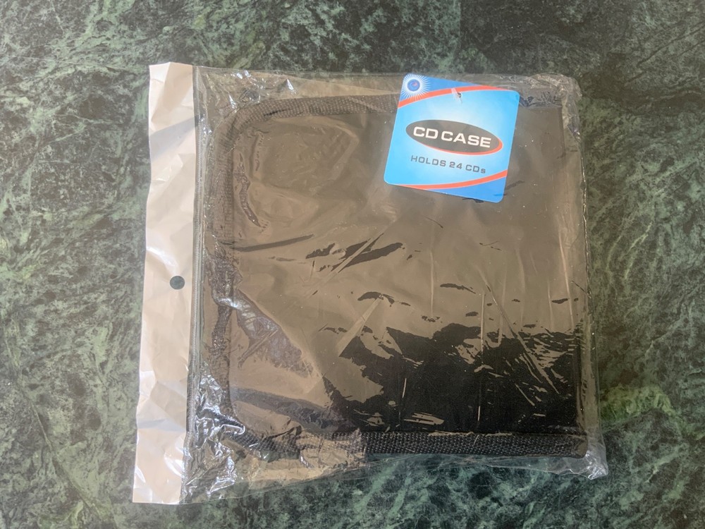 24 CD/DVD Nylon Zippered Case New