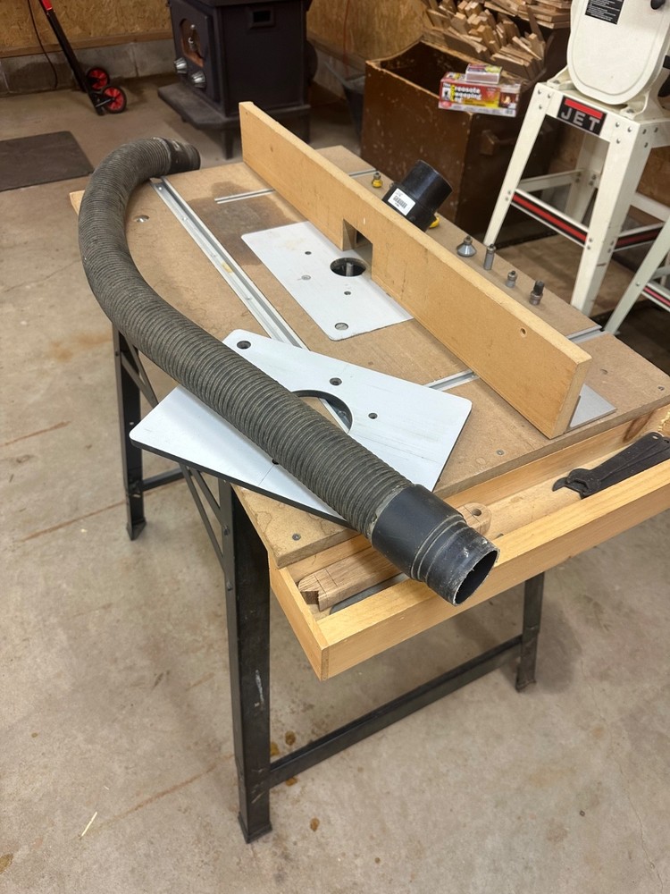 Freud Router & Kreg Custom Router Table (custom table) see description