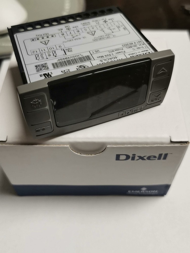 1PCS NEW XR06CX temperature controller