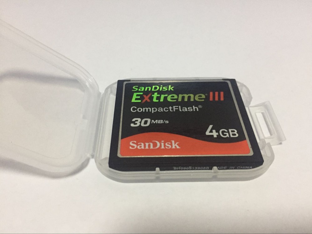 SanDisk Extreme III 4GB CompactFlash 30MB/s CF memory card SDCFX