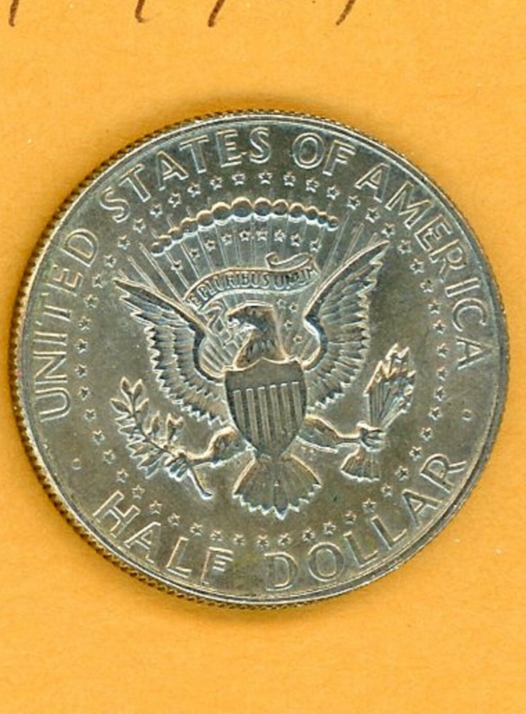 1967 KENNEDY HALF DOLLAR - 40% SILVER - UNCIRCULATED CONDITION