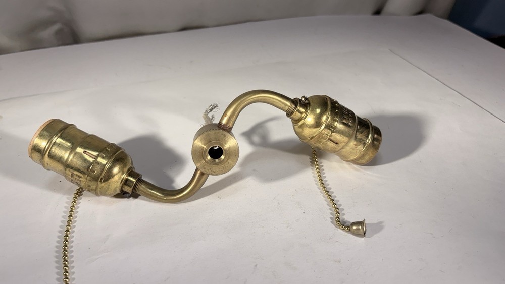 Vintage two light brass bulb pull chain lamp cluster wired K