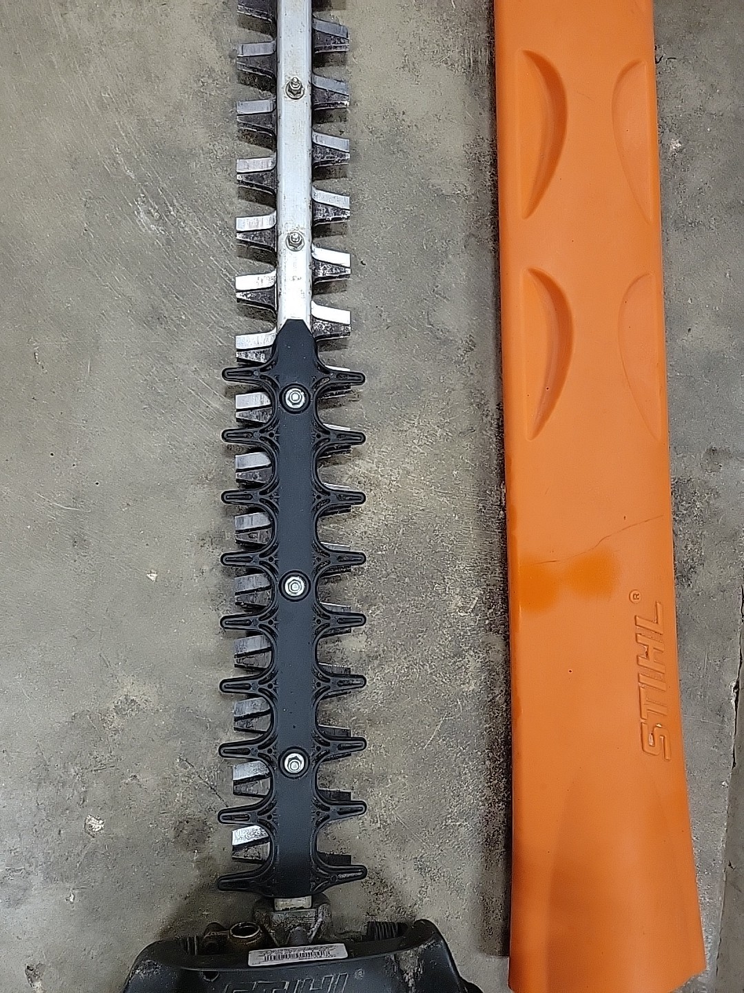 Stihl HS 81R Gas Powered Hedger * Pre-owned* FREE SHIPPING