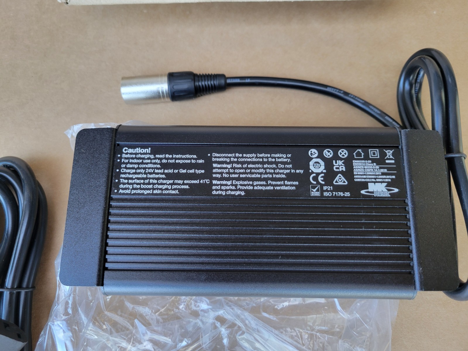 MK Wheelchair Battery Charger LS24/5A-08 24v 5a 3 prong power charger 24 volts