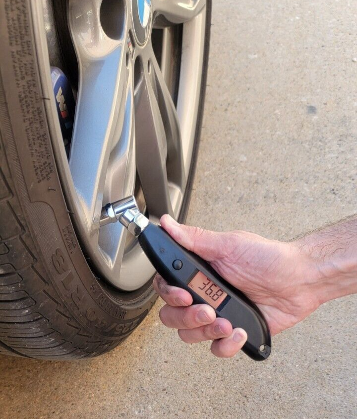 Silverback Automotive Professional Digital Tire Pressure Gauge, 0-150 PSI